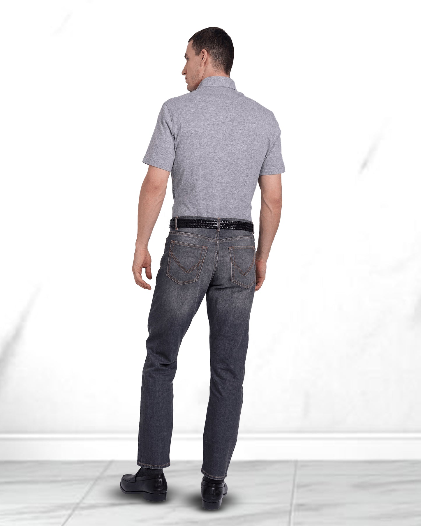Graues, weiches Polo