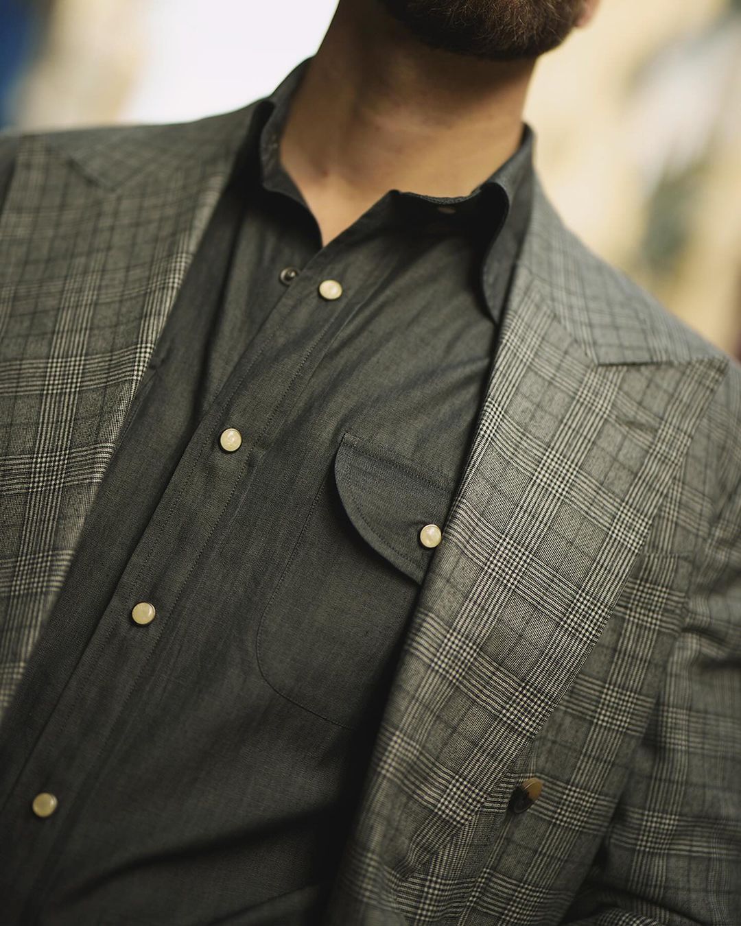 Dunkelgraues Chambray-Westernhemd aus Denim
