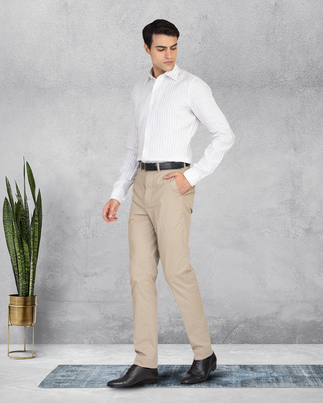Britische Khaki-Kleiderhose von Genoa