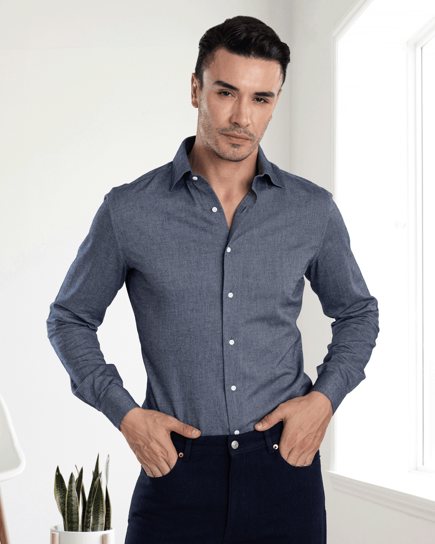 Marineblaue Wolljeans