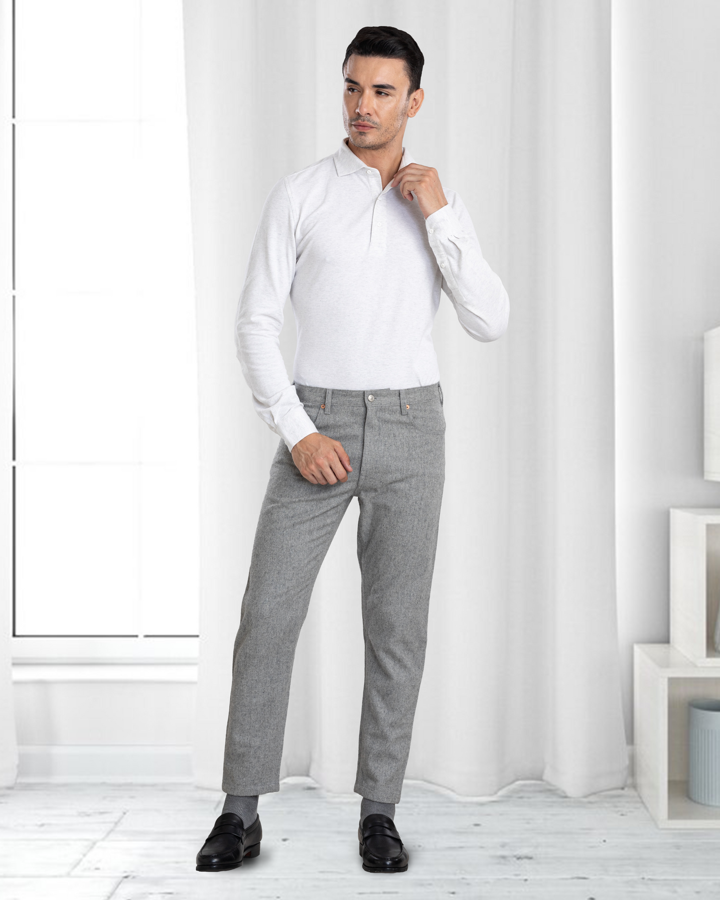 Graue Wolljeans