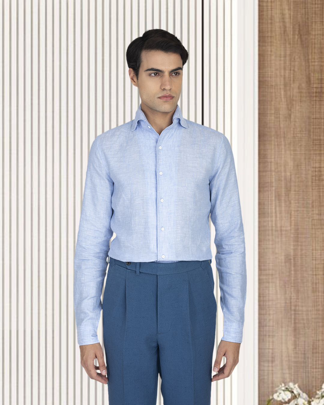 Leinen-Baumwolle: Hellblauer einteiliger Chambray-Kragen