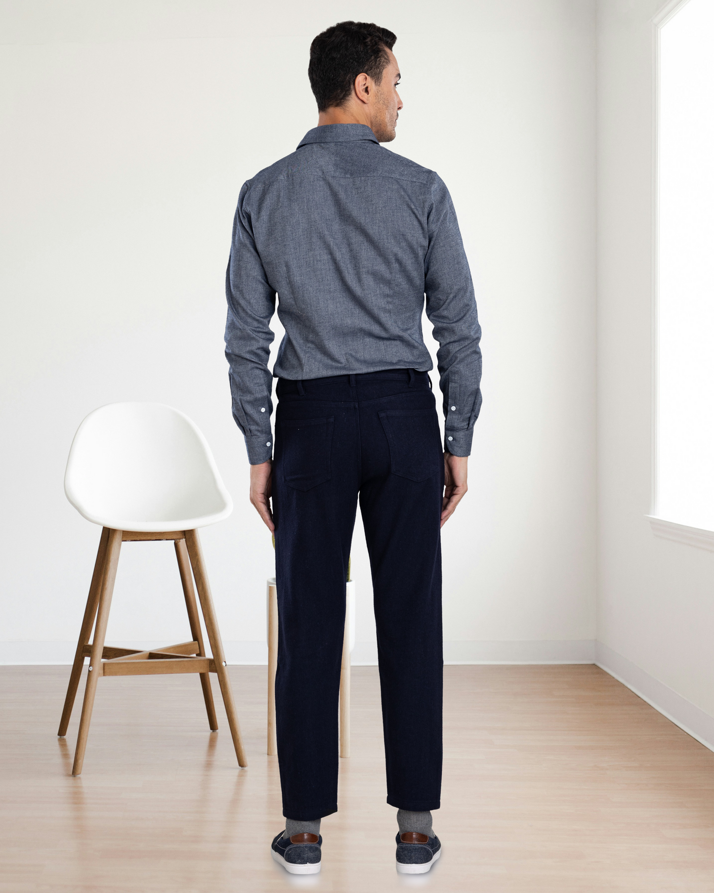 Marineblaue Wolljeans