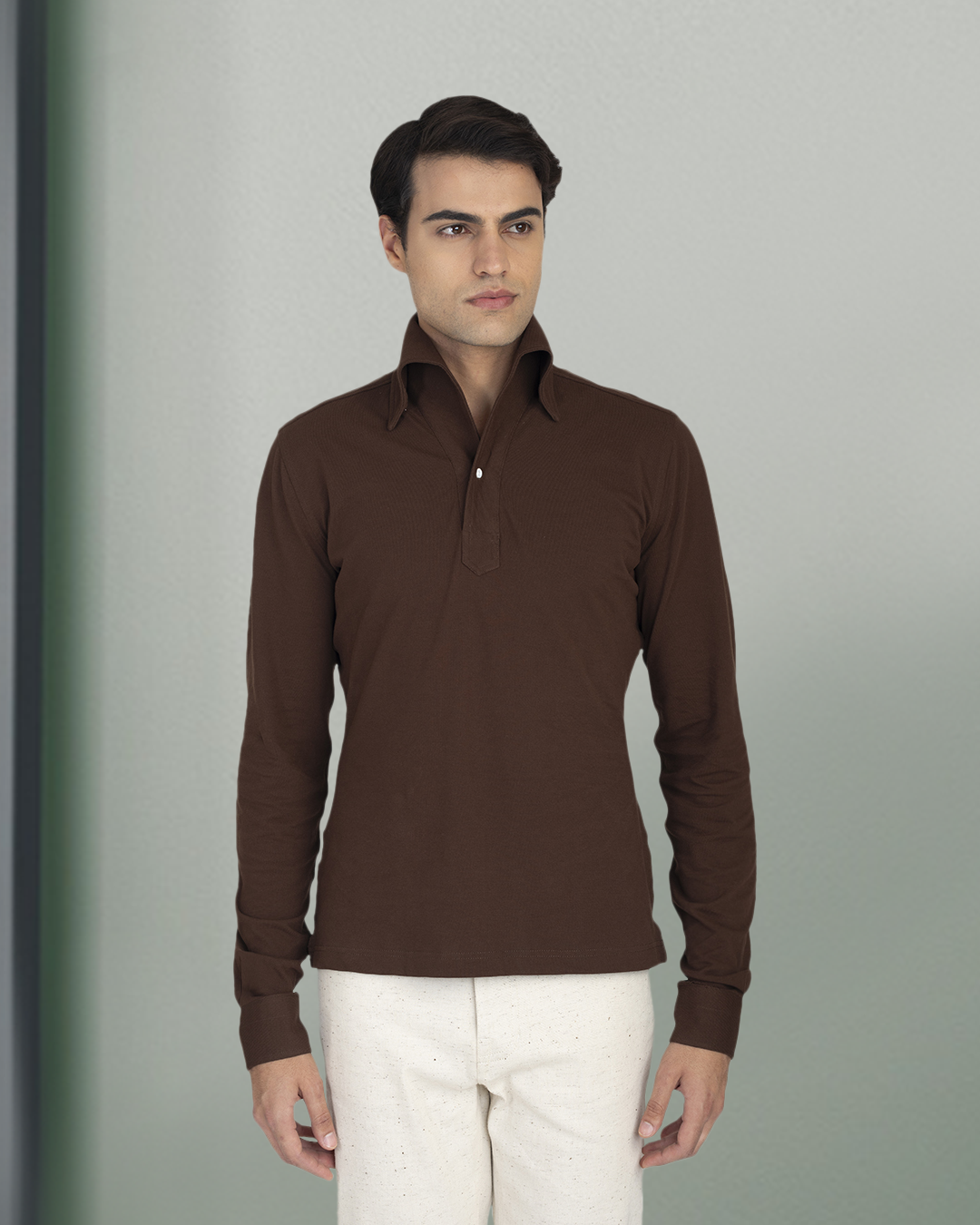 Braunes Piqué-Polo-T-Shirt