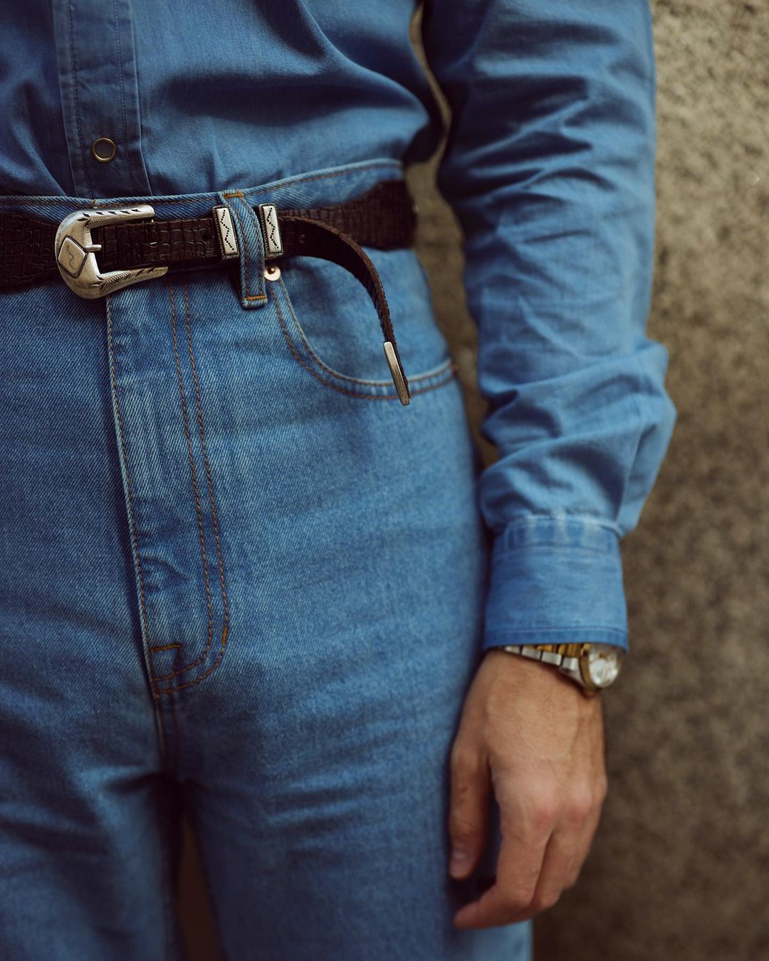 Fade-Waschungs-Indigo-Jeans