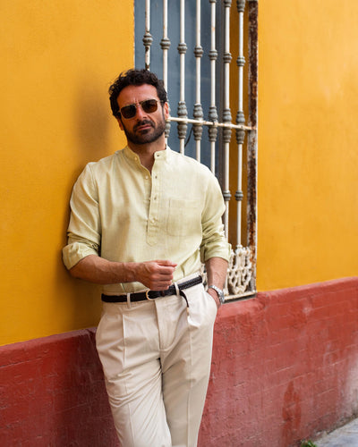 Chemise d'été en lin flammé vert olive clair