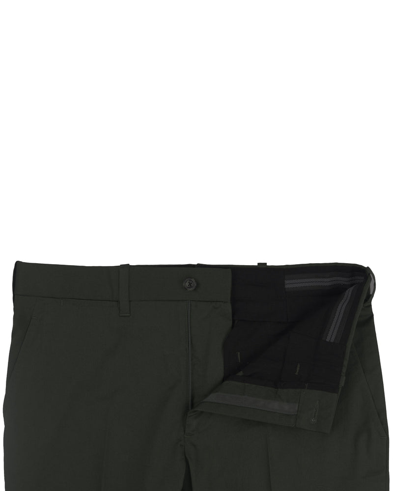 Olivgrüne Sommer-Chino aus feinem Twill