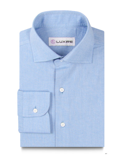 Chemise en chambray bleue semi-décontractée
