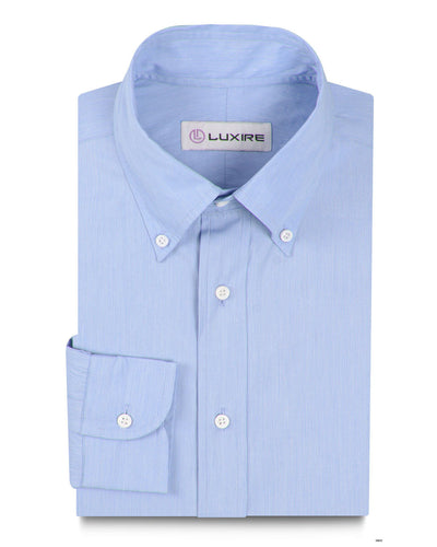 Chemise d'affaires à fines rayures bleues