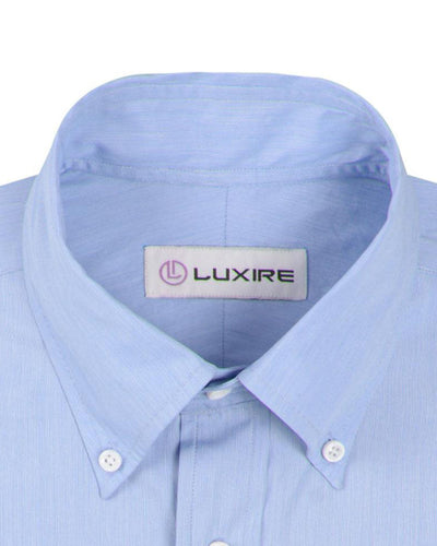 Chemise d'affaires à fines rayures bleues