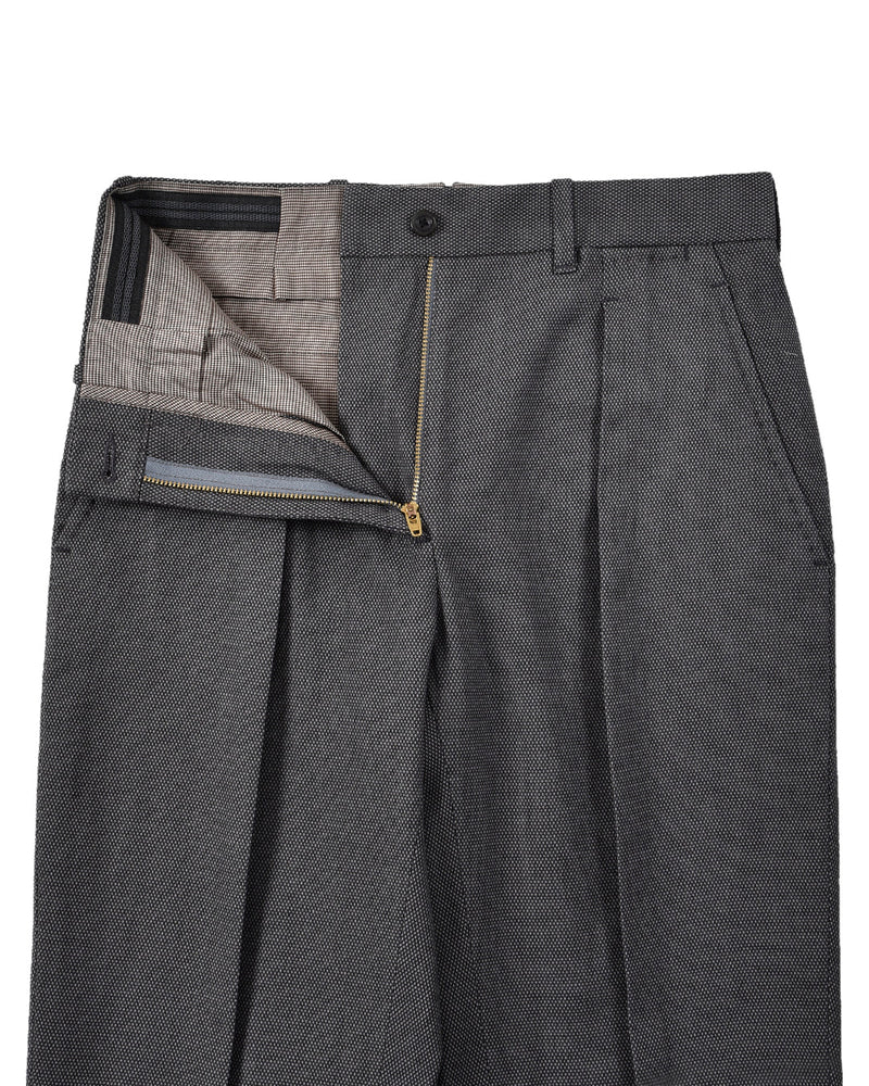 Pantalon à œillets gris clair et foncé