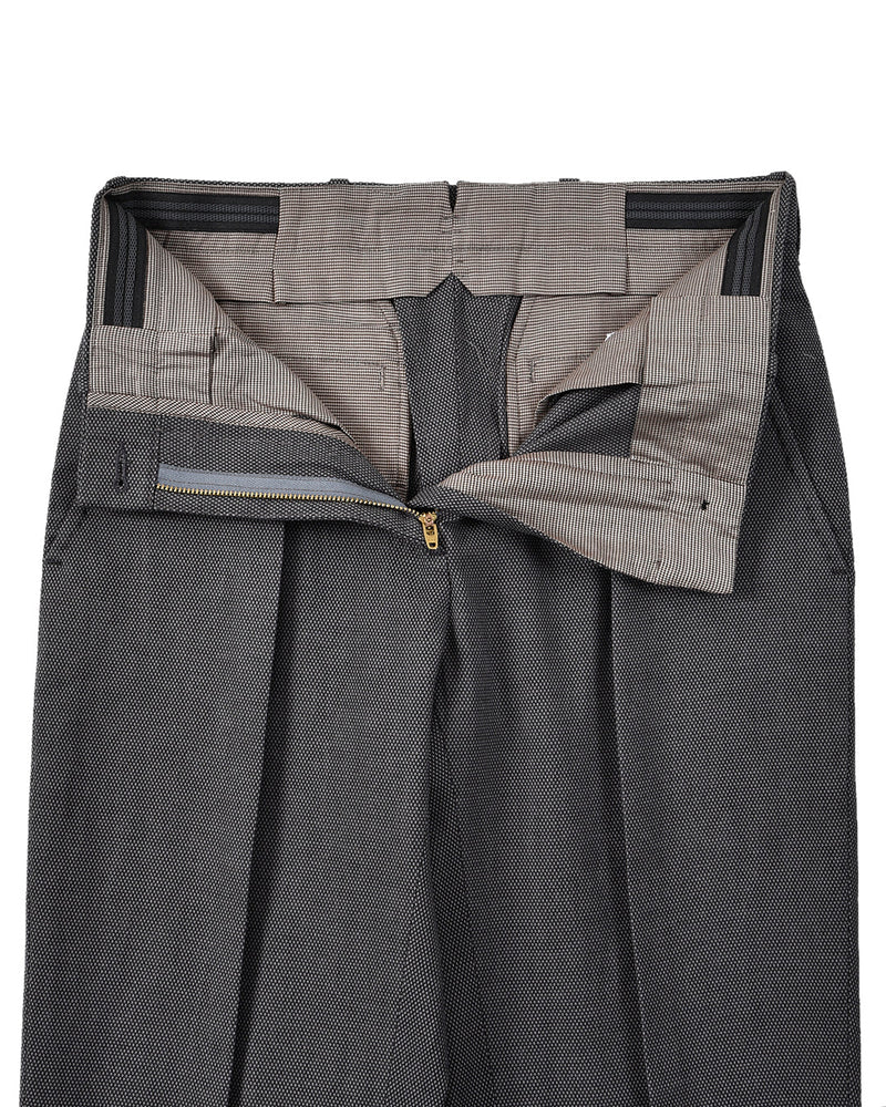 Pantalon à œillets gris clair et foncé