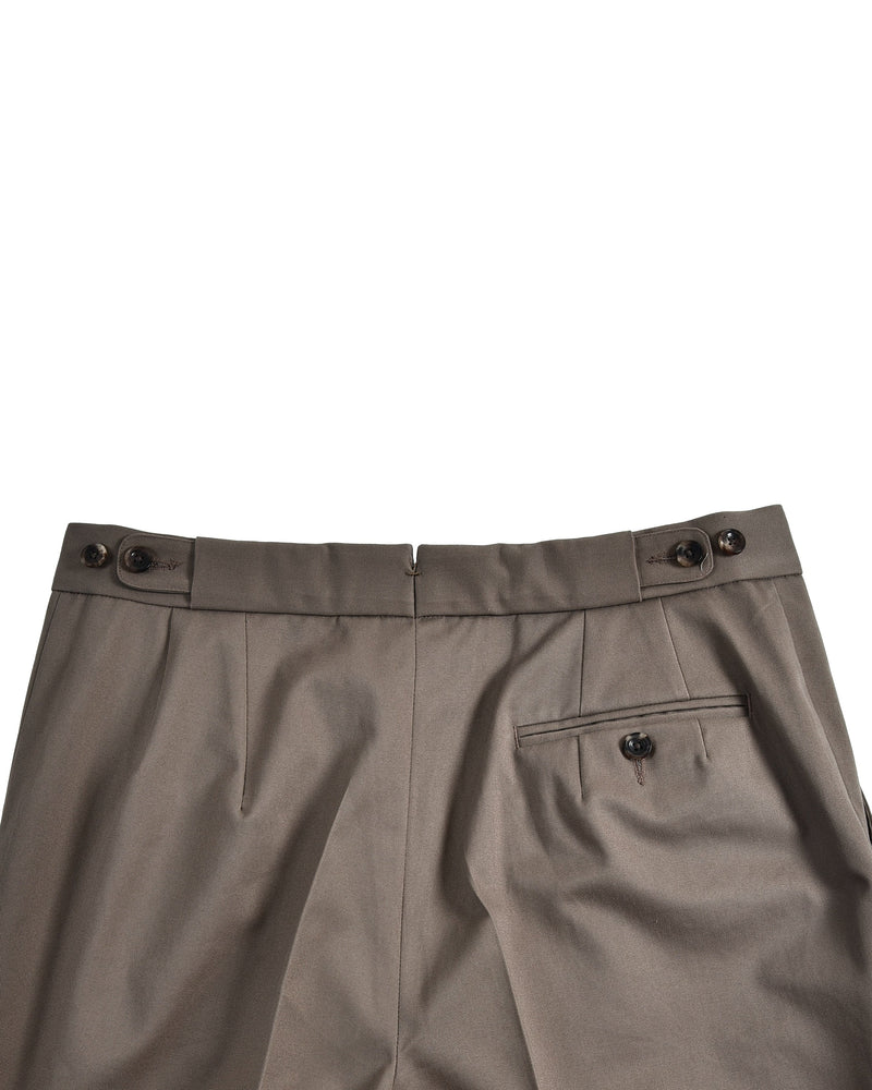 Chino en sergé brun castor