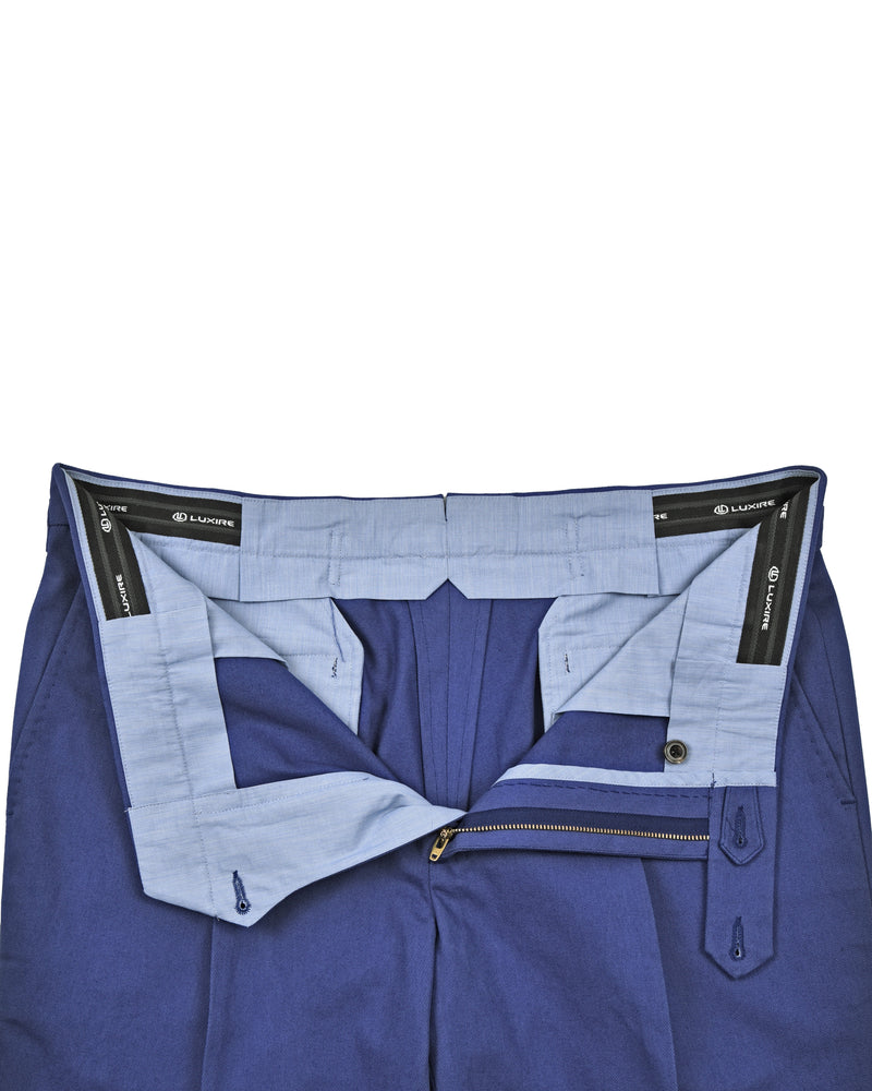 Chino en sergé violet clair