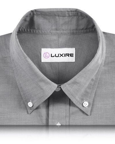 Chemise gris foncé du soir à rayures horizontales