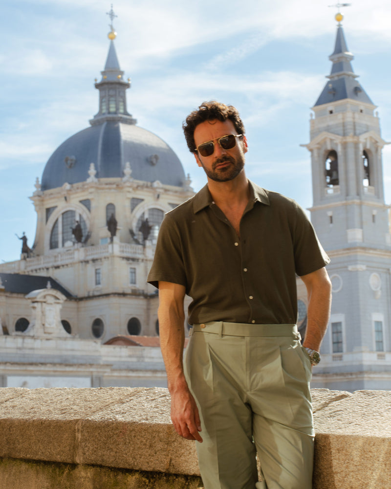 Plissierte Hose aus Baumwolltwill in Pistaziengrün