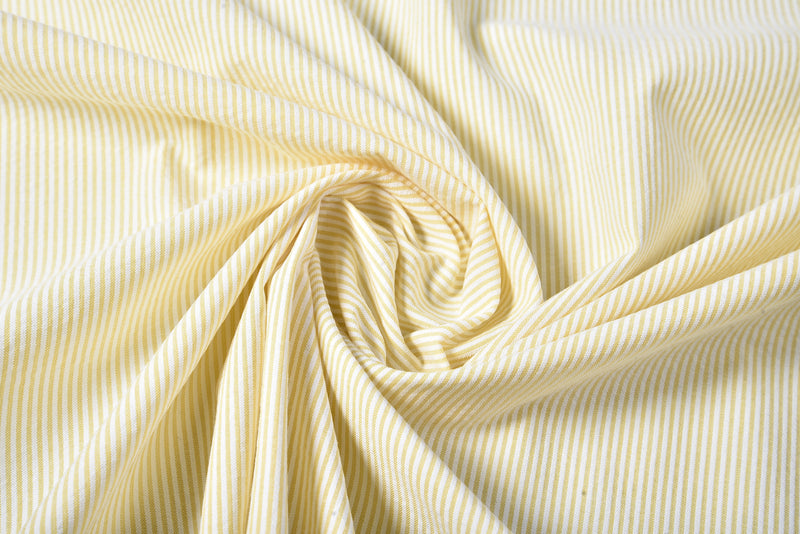Gelbes Kleid Streifen Seersucker