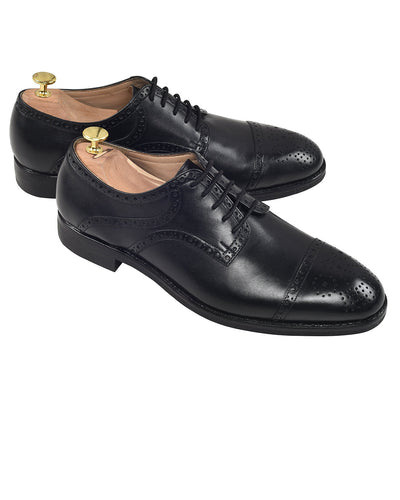 Brogue Captoe Oxfords Schwarz