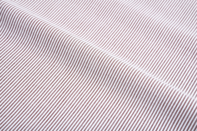 Kastanienbraunes Kleid Streifen Seersucker