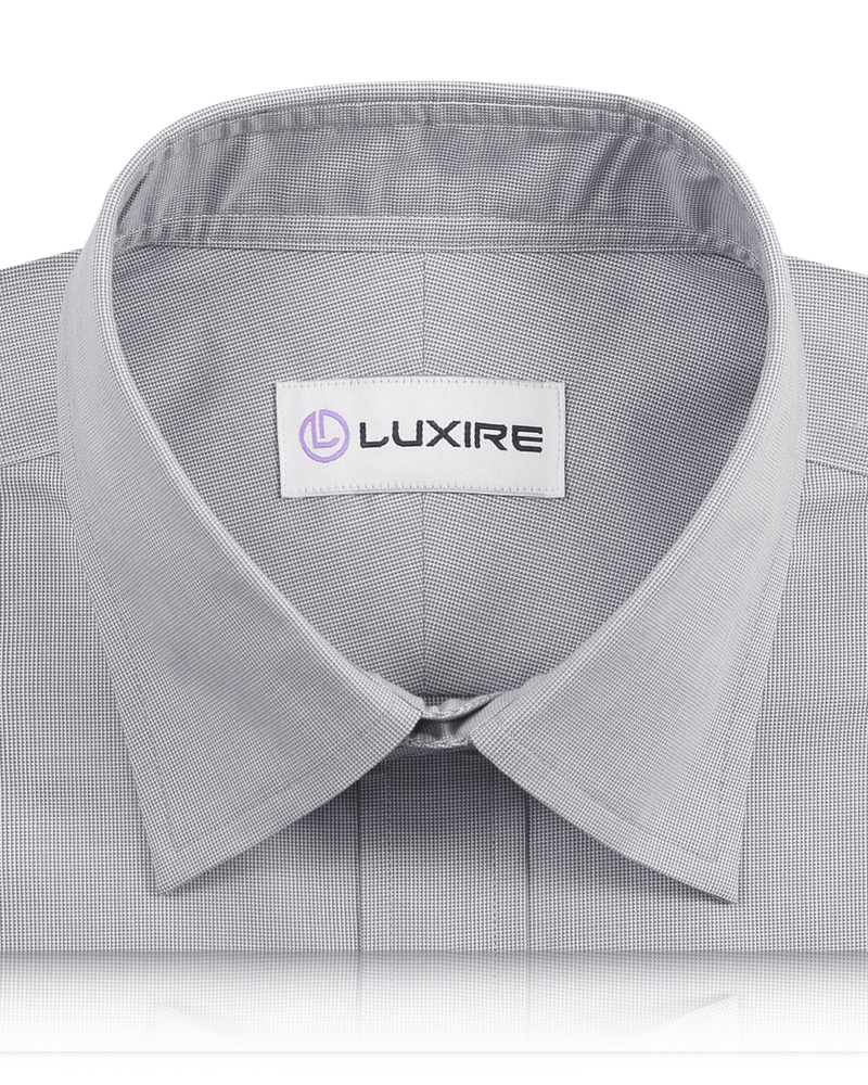 Chemise grise à petits carreaux