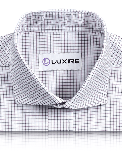 Motifs Tattersall mauve et noir sur fond blanc