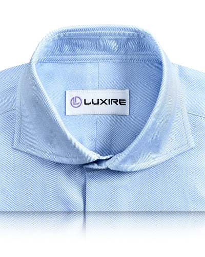 Zegna Hellblaues Kleid mit Fischgrätenmuster