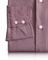 Motif pied-de-poule bordeaux sur fond blanc