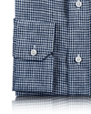 Blau-weißes Gingham-Leinenhemd