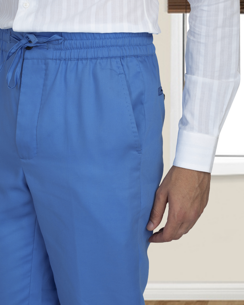 Hellkobaltblaue Twill-Kordelzughose