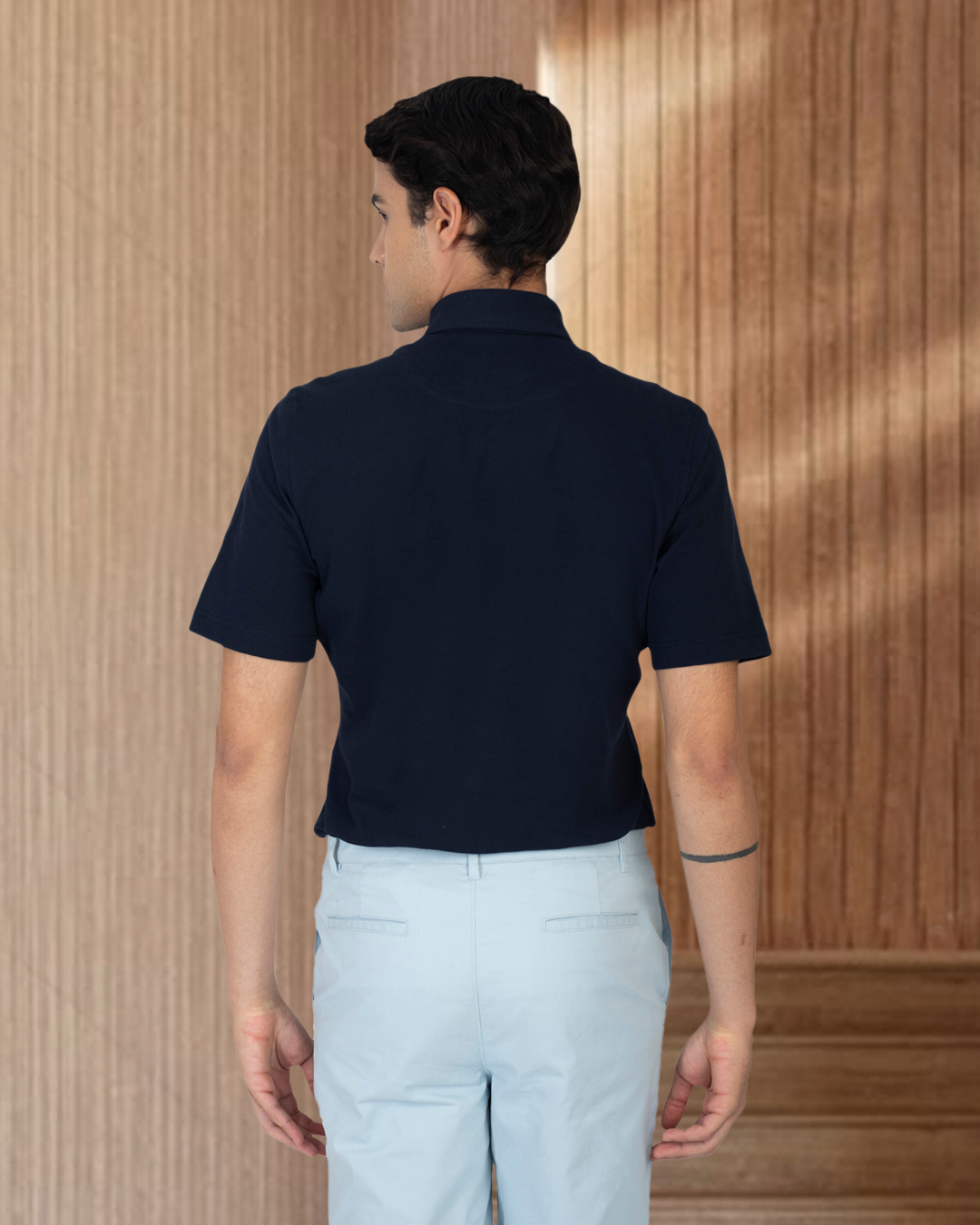 Genua Puderblaue Chino