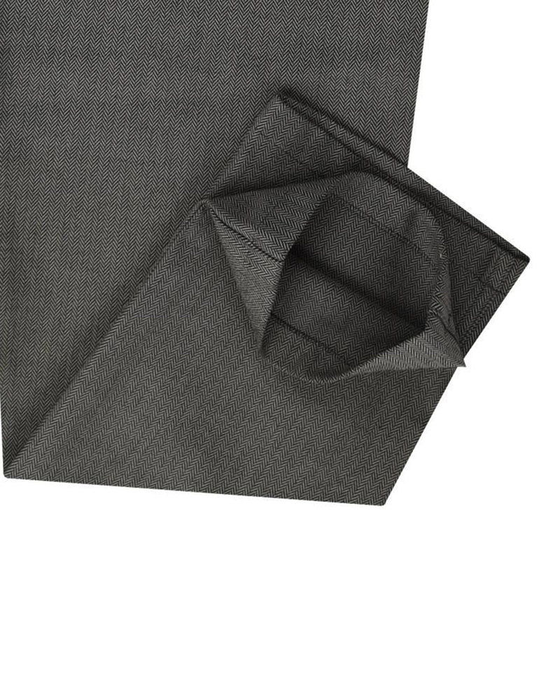 Pantalon gris et noir à chevrons