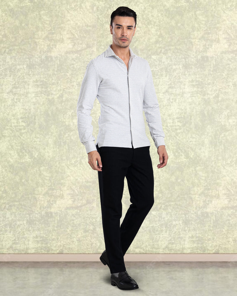 Schwarze Chinohose aus Wolle