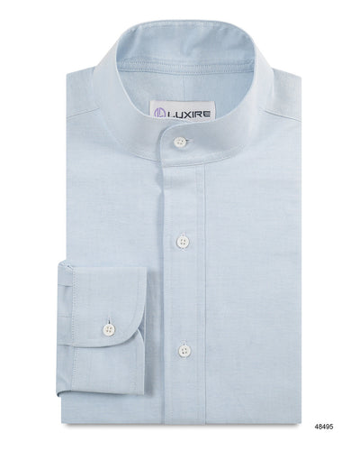 Hellblauer klassischer Oxford