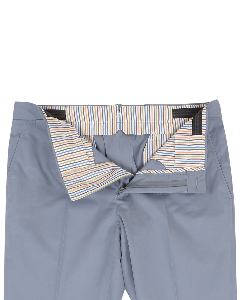 Pantalon en sergé stretch bleu-gris clair