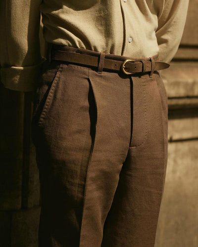 Plissierte braune Leinen-Baumwoll-Canvas-Hose