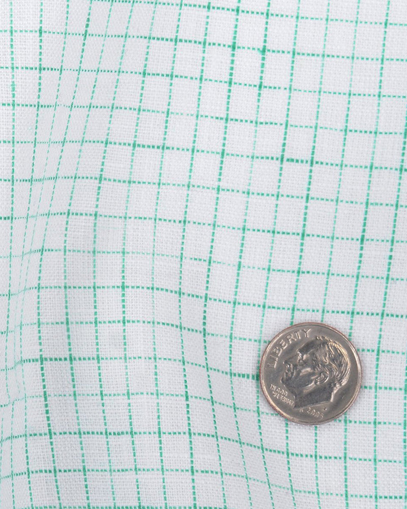 Chemise blanche à carreaux vert d'eau en lin