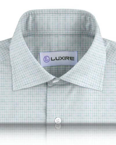 Chemise blanche à carreaux vert d'eau en lin