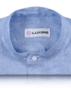 Chemise en lin à rayures bleues et blanches