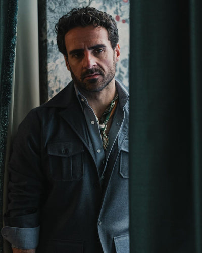 Hemdjacke aus Wollflanell von Dugdale in Marineblau