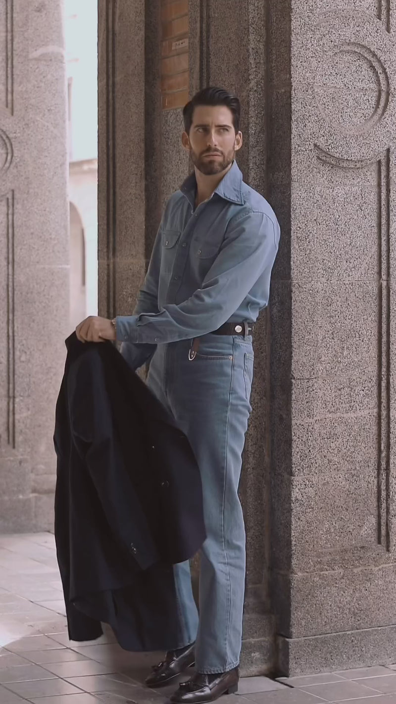 Fade-Waschungs-Indigo-Jeans